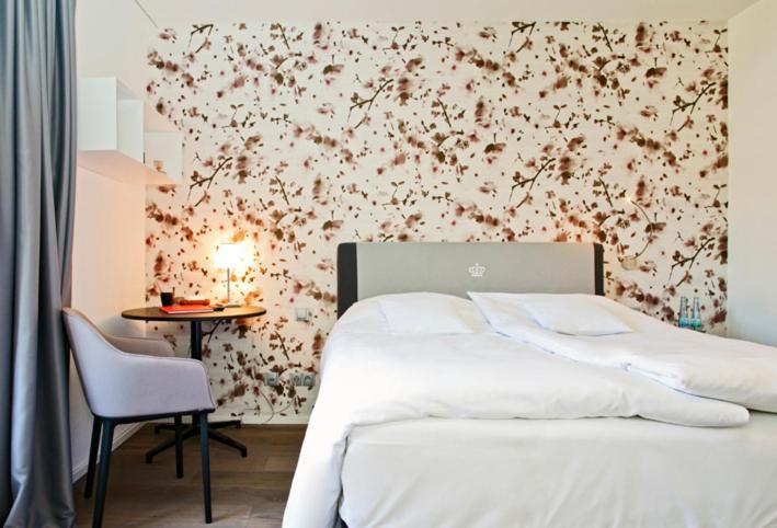 וייל אם ריין Hotel & Restaurant Krone Design מראה חיצוני תמונה